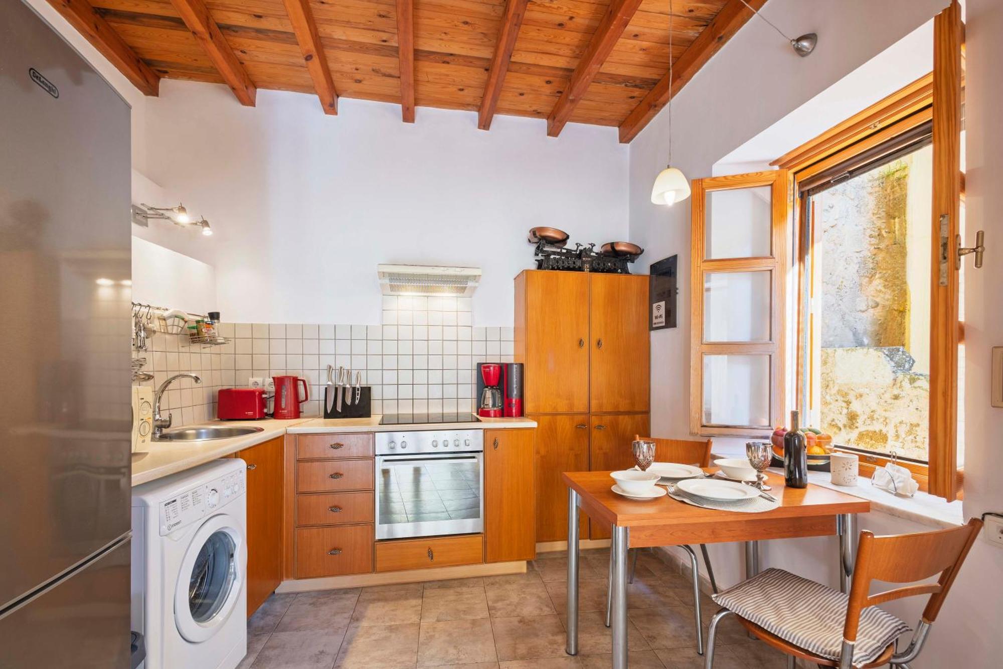 Maison Roxanne & Maisonette In Medieval By Rhodes4vacation Vakantiehuis